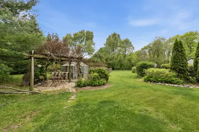 4405  Honeywood Ln, Jackson, WI 53037 - Photo 37