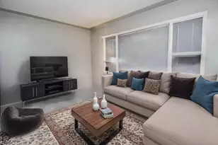 3506 W Hampton Ave, Milwaukee, WI 53209 - Photo 5