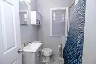 3506 W Hampton Ave, Milwaukee, WI 53209 - Photo 9