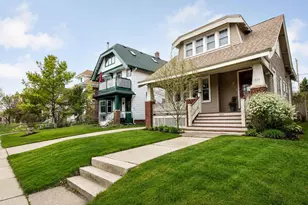 3929 N Maryland Ave, Shorewood, WI 53211 - Photo 3