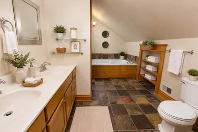 3929 N Maryland Ave, Shorewood, WI 53211 - Photo 25