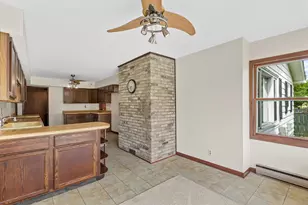 21190 Watertown Rd, Brookfield, WI 53186 - Photo 19