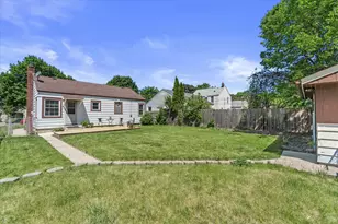 3616 S Logan Ave, Milwaukee, WI 53207 - Photo 25