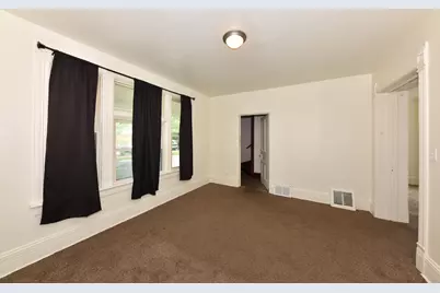 3935 N Palmer St, Milwaukee, WI 53212 - Photo 5