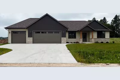 3518  Parkside Dr, Sheboygan, WI 53083 - Photo 1