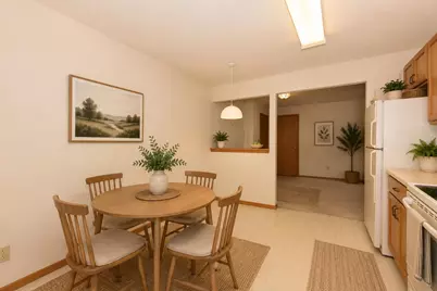 N58W23747  Hastings Ct #30, Sussex, WI 53089 - Photo 3