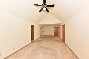 N58W23747 Hastings Ct, Sussex, WI 53089 - Photo 15