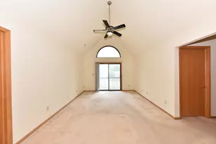 N58W23747 Hastings Ct, Sussex, WI 53089 - Photo 13