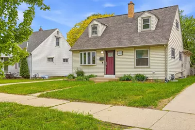 3205 S 72nd St, Milwaukee, WI 53219 - Photo 3