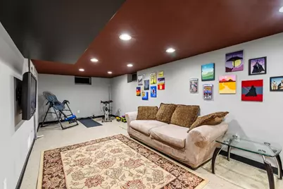 2433 S 93rd St, West Allis, WI 53227 - Photo 25