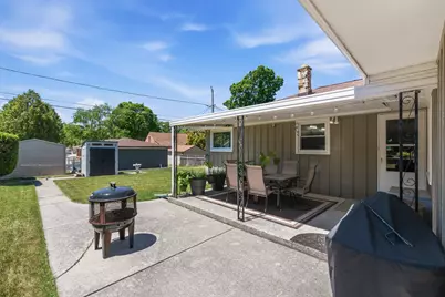 2433 S 93rd St, West Allis, WI 53227 - Photo 27