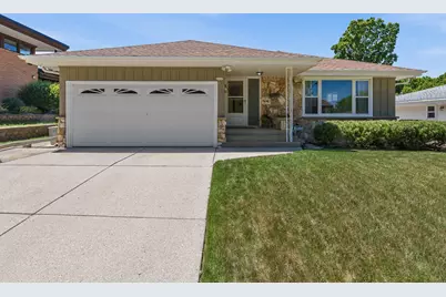 2433 S 93rd St, West Allis, WI 53227 - Photo 29