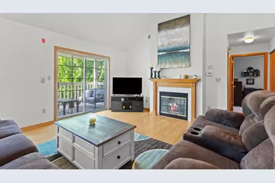 1936  Parknoll Ln, Port Washington, WI 53074 - Photo 11