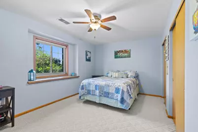 1936  Parknoll Ln, Port Washington, WI 53074 - Photo 21