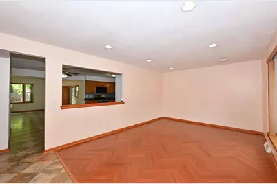 2214  Hughes Ln, Waukesha, WI 53188 - Photo 5
