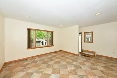2214  Hughes Ln, Waukesha, WI 53188 - Photo 11