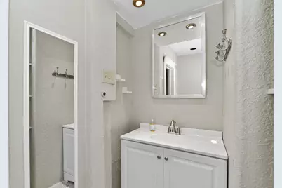 212 N 70th St #A, Milwaukee, WI 53213 - Photo 19