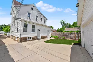 212 N 70th St, Milwaukee, WI 53213 - Photo 37