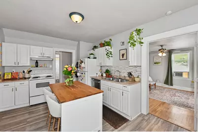 212 N 70th St #A, Milwaukee, WI 53213 - Photo 25