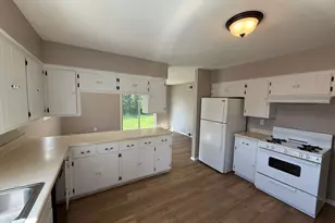 8835 W Bender Ave, Milwaukee, WI 53225 - Photo 5