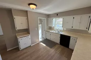 8835 W Bender Ave, Milwaukee, WI 53225 - Photo 7