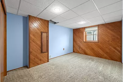 2722  Field Dr, Waukesha, WI 53188 - Photo 29