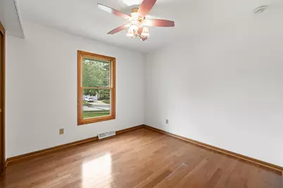2722  Field Dr, Waukesha, WI 53188 - Photo 23