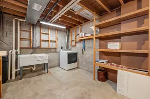 2722 Field Dr, Waukesha, WI 53188 - Photo 31