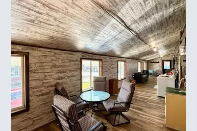 111  Grove St, Caledonia, MN 55921 - Photo 9