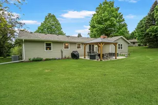 S56W23550 Maplewood Terrace, Waukesha, WI 53189 - Photo 25