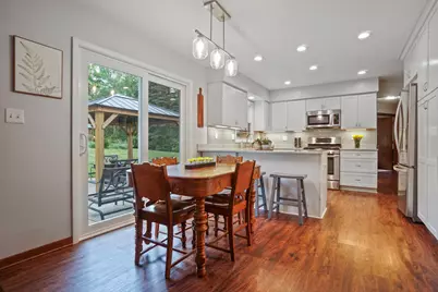 S56W23550  Maplewood Ter, Waukesha, WI 53189 - Photo 9