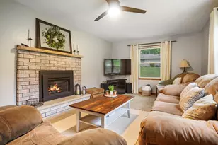 S56W23550 Maplewood Terrace, Waukesha, WI 53189 - Photo 15