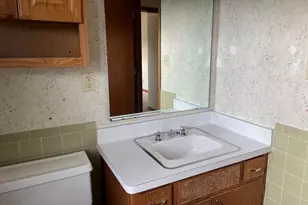 201 W Pierre Ln, Port Washington, WI 53074 - Photo 15
