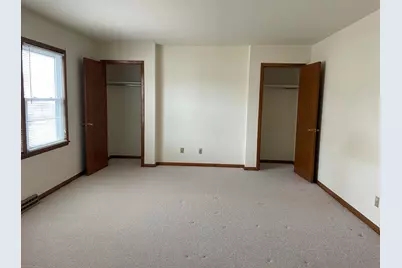 201 W Pierre Ln, Port Washington, WI 53074 - Photo 13