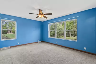2028 W Oakwood Rd, Oak Creek, WI 53154 - Photo 37