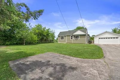 2028 W Oakwood Rd, Oak Creek, WI 53154 - Photo 45