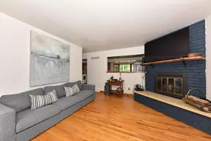 10136 W Manitoba St, West Allis, WI 53227 - Photo 5