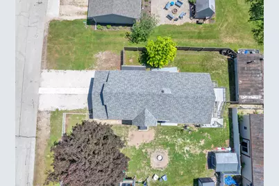 717 W 3rd St, Waldo, WI 53093 - Photo 25