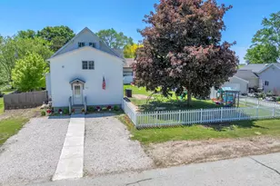 717 W 3rd St, Waldo, WI 53093 - Photo 27