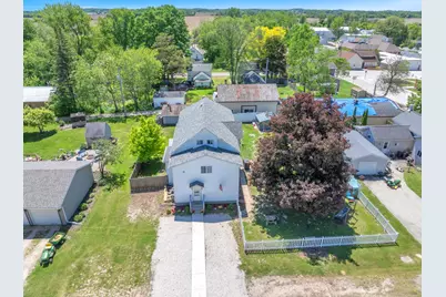 717 W 3rd St, Waldo, WI 53093 - Photo 27