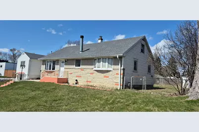 2430 W College Ave, Milwaukee, WI 53221 - Photo 1