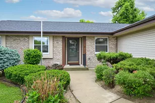 925 E Fitzsimmons Rd, Oak Creek, WI 53154 - Photo 25