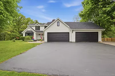 423  Bron Derw Ct, Wales, WI 53183 - Photo 1