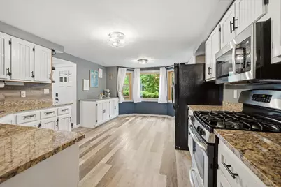 423  Bron Derw Ct, Wales, WI 53183 - Photo 13