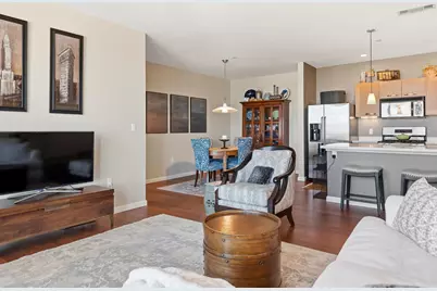1522 N Prospect Ave #1704, Milwaukee, WI 53202 - Photo 11