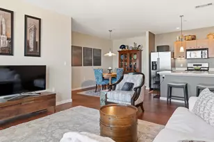 1522 N Prospect Ave, Milwaukee, WI 53202 - Photo 11