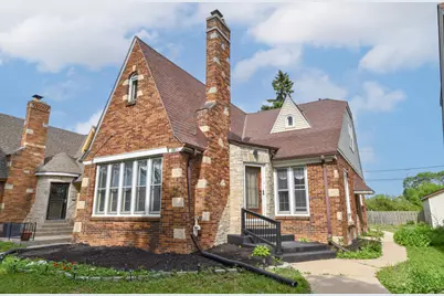4306 N 21st St, Milwaukee, WI 53209 - Photo 1