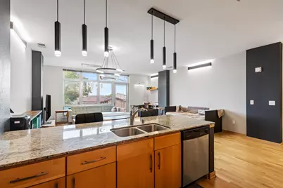 601 E Ogden Ave #405, Milwaukee, WI 53202 - Photo 21