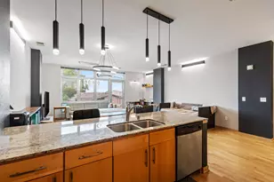 601 E Ogden Ave, Milwaukee, WI 53202 - Photo 21
