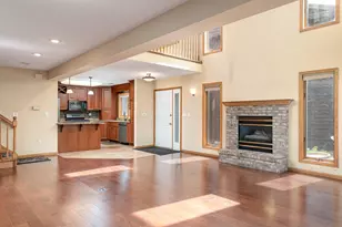 1067 Lauderdale -, Onalaska, WI 54650 - Photo 5